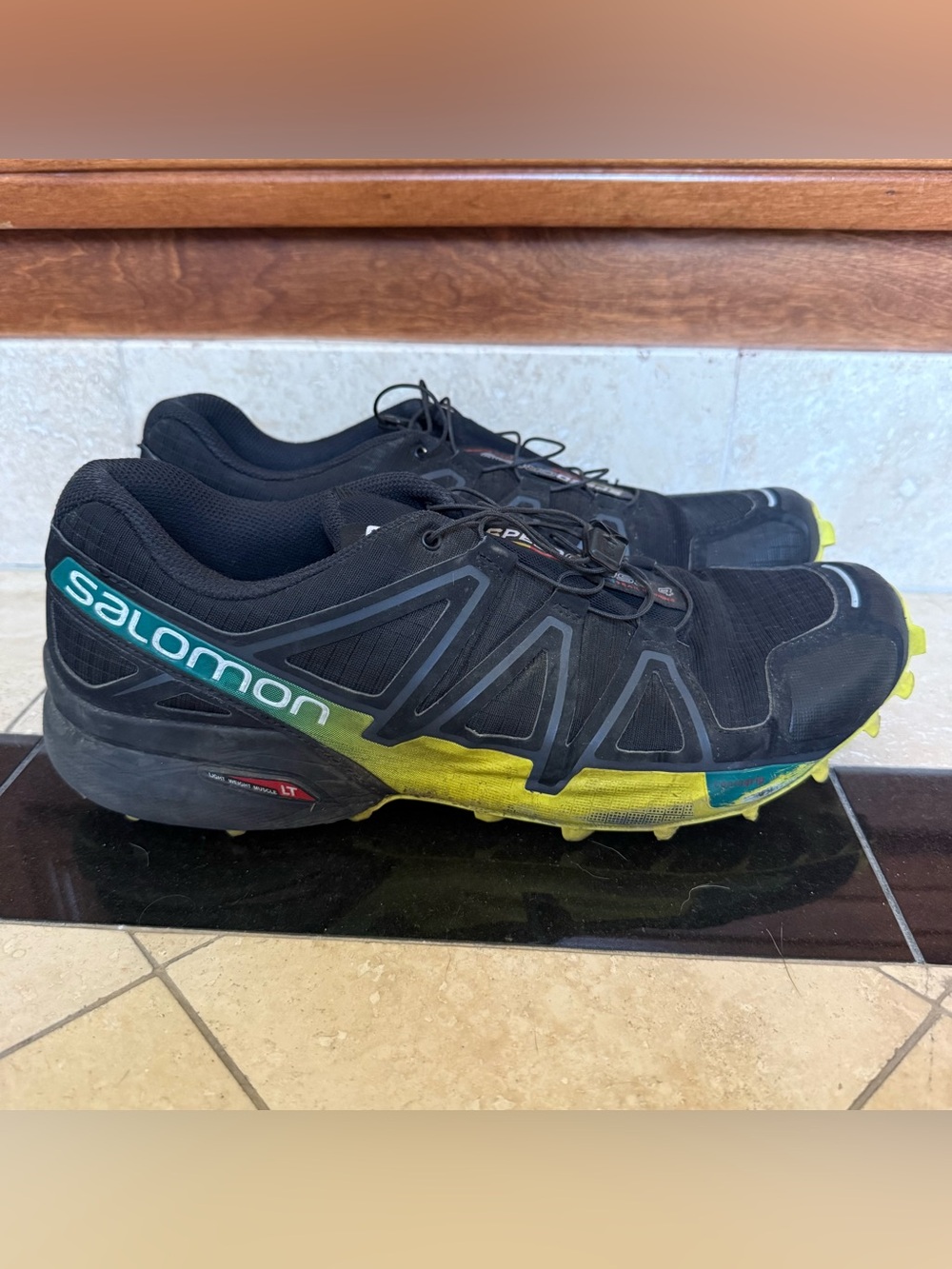 Salomon Men's Black and Yellow Trail Running Shoes Size 12